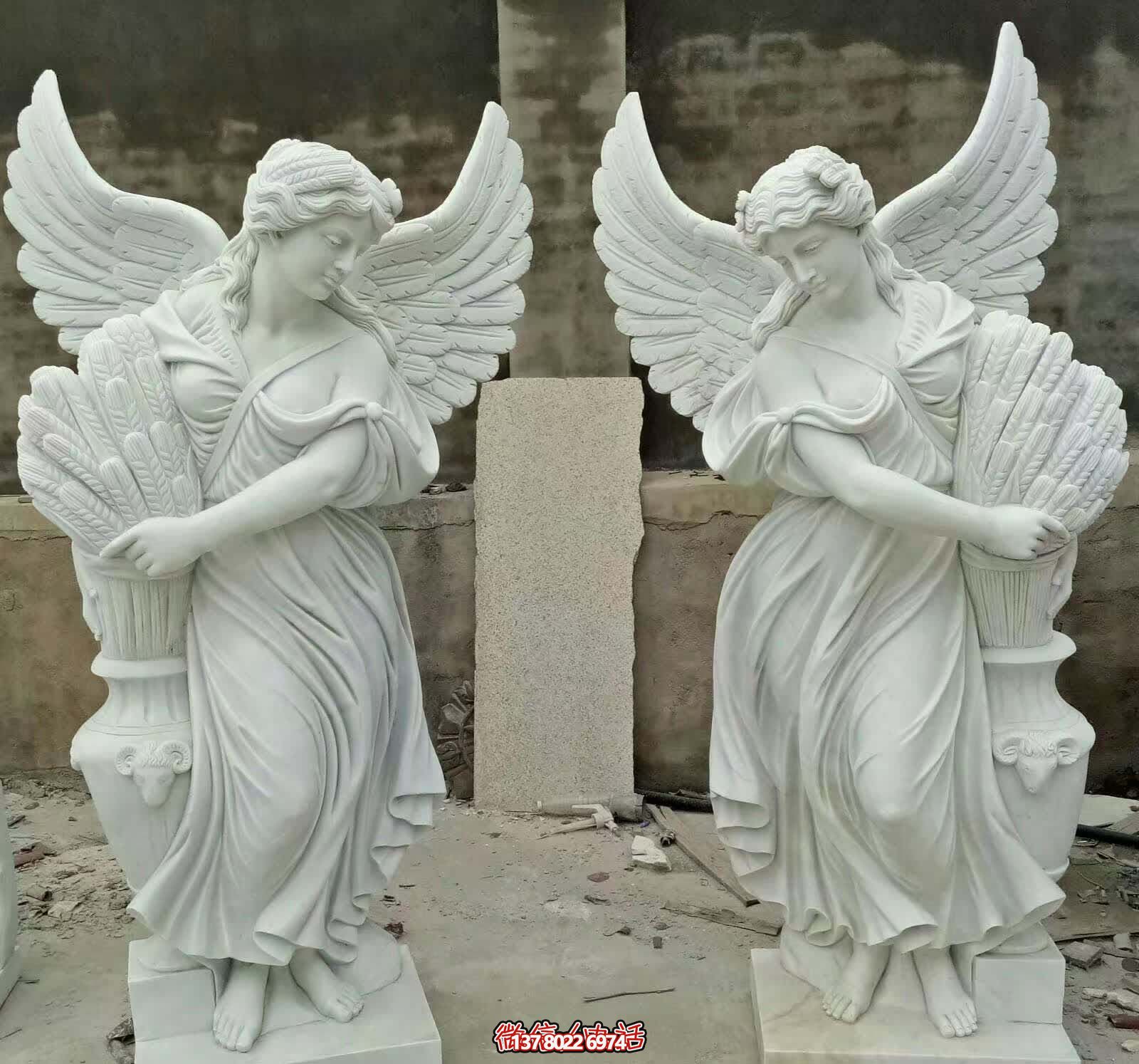 精雕細(xì)琢的白玉雕塑，點(diǎn)綴西方庭院別墅